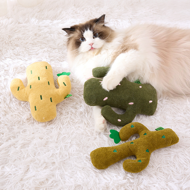 Catnip Plush Toy with Crinkle Paper & Squeaker – Interactive Cat Toy