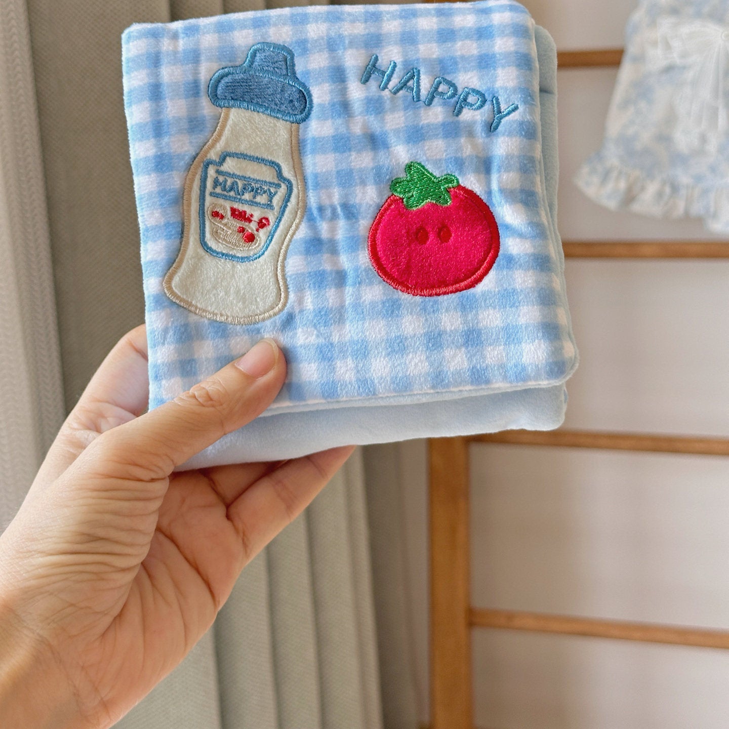 Dog Snuffle Book Toy – Interactive Treat Puzzle with Crinkle & Chew Features