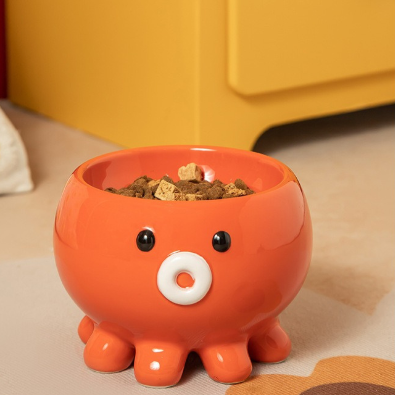 Elevated Ceramic Pet Bowl – Neck-Support Design