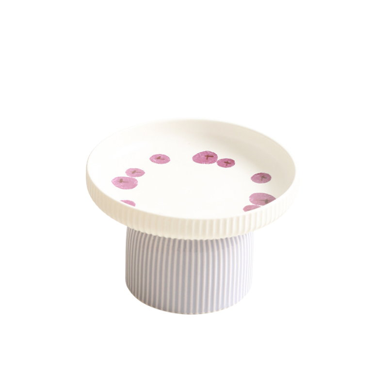 Elevated Ceramic Pet Dish for Cats and Small Dogs