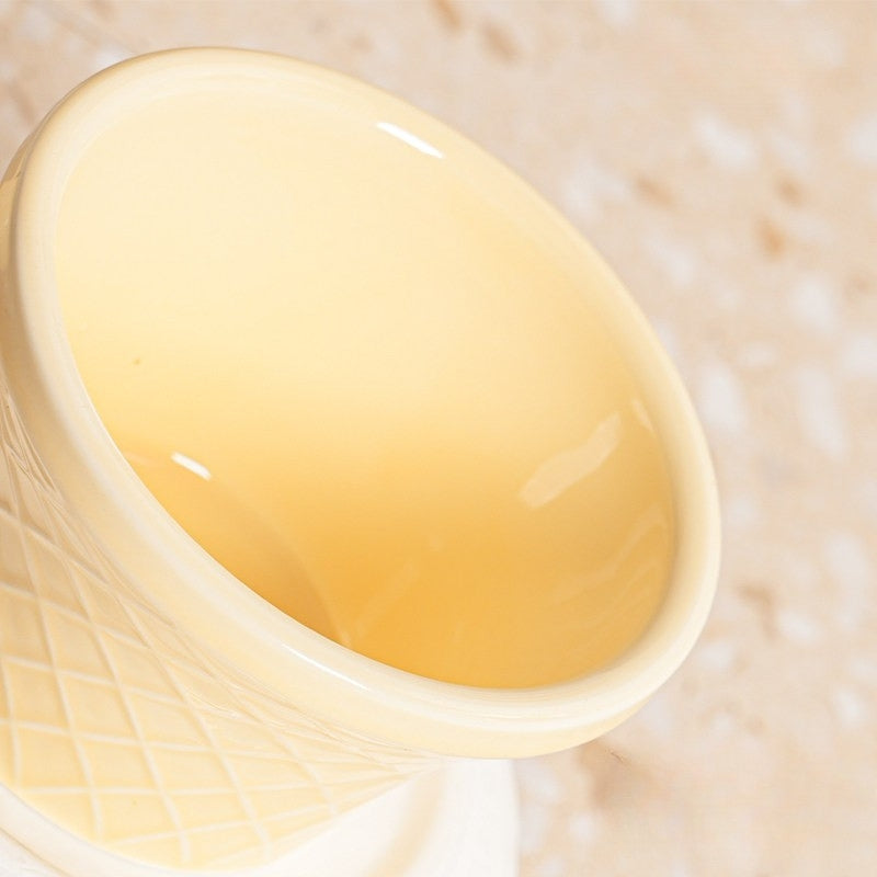 Anti-Tip Ceramic Pet Bowl – Elevated Neck Protection Bowl for Cats & Dogs