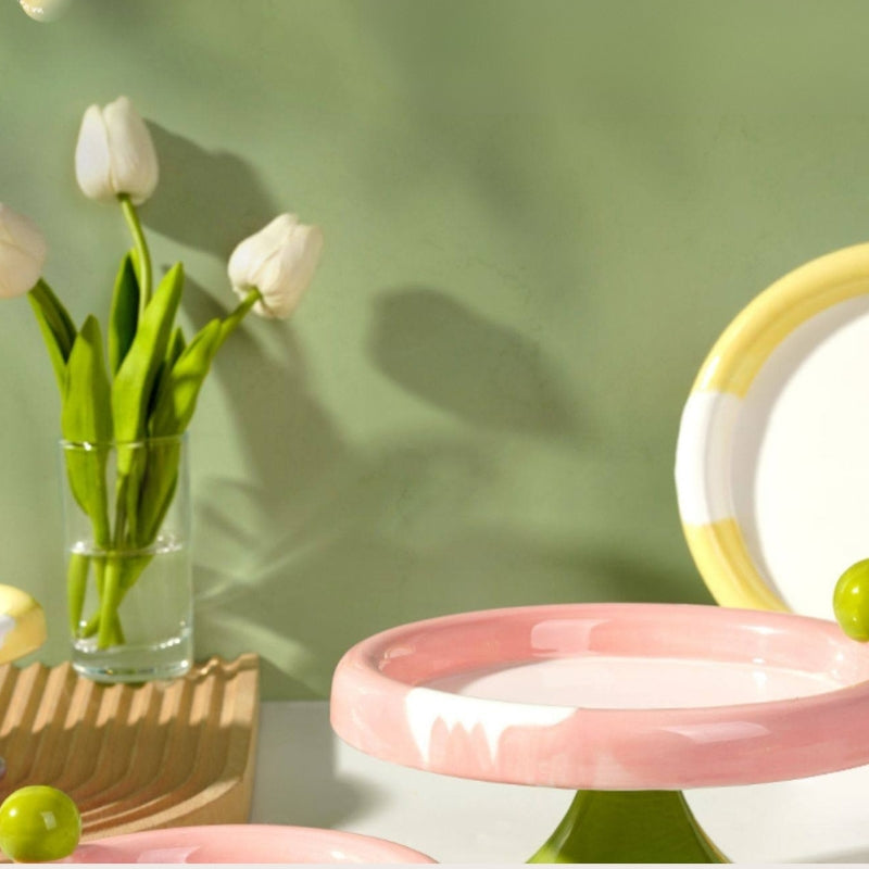 Ice Cream Shaped Elevated Ceramic Cat Bowl – Shallow Dish for Kitten Wet Food & Treats