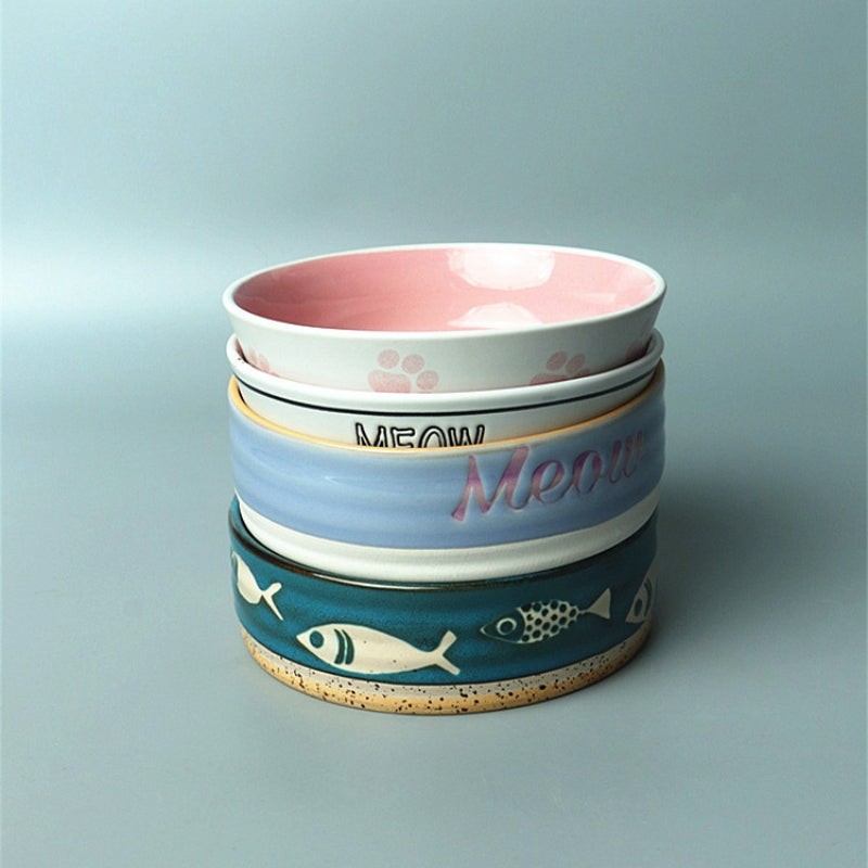 Elevated Ceramic Cat Dish – Shallow Bowl for Wet Food Feeding