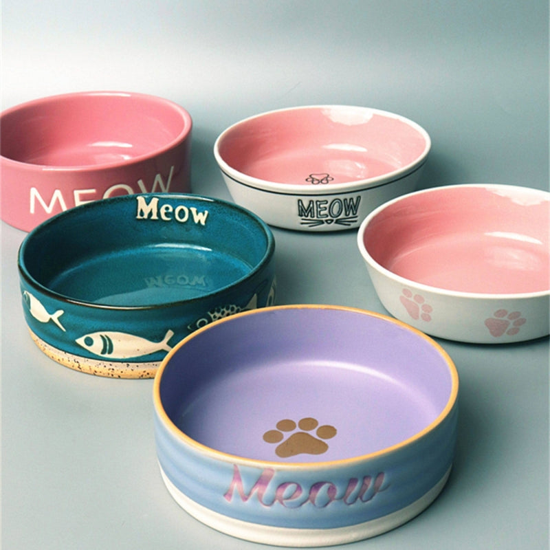 Elevated Ceramic Cat Dish – Shallow Bowl for Wet Food Feeding