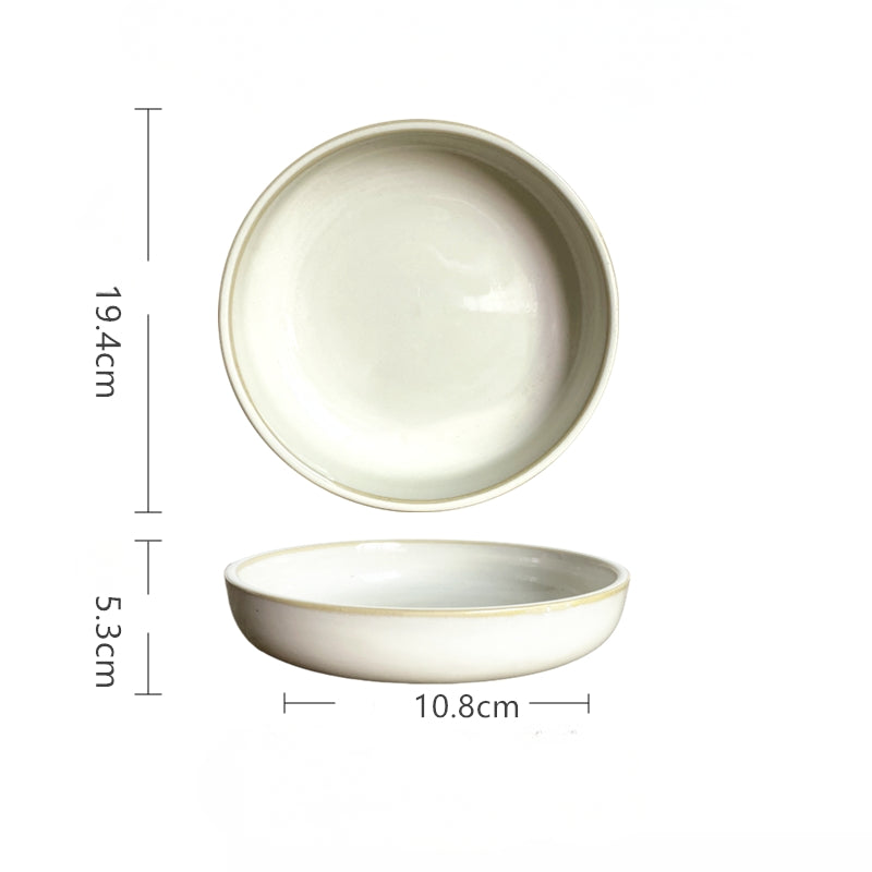 Elevated Ceramic Cat Dish – Shallow Bowl for Wet Food Feeding