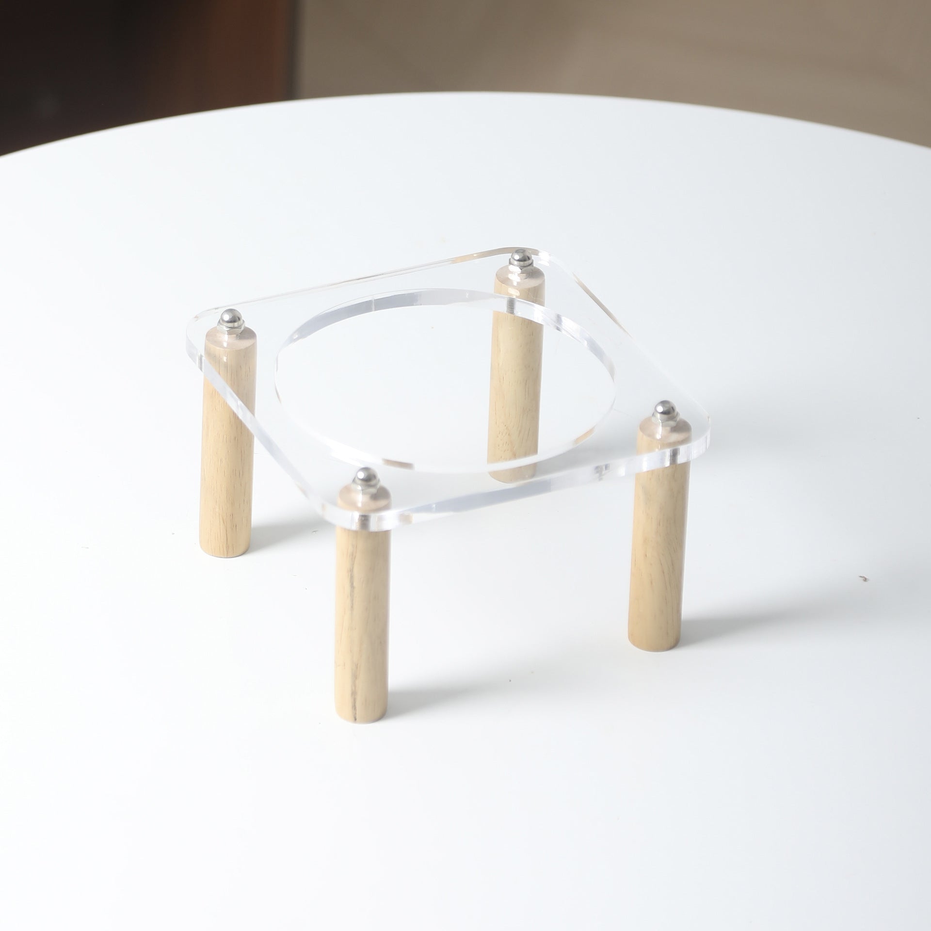 Elevated Ceramic Pet Bowl Set with Acrylic Stand – Slow Feeder Design for Cats & Small Dogs