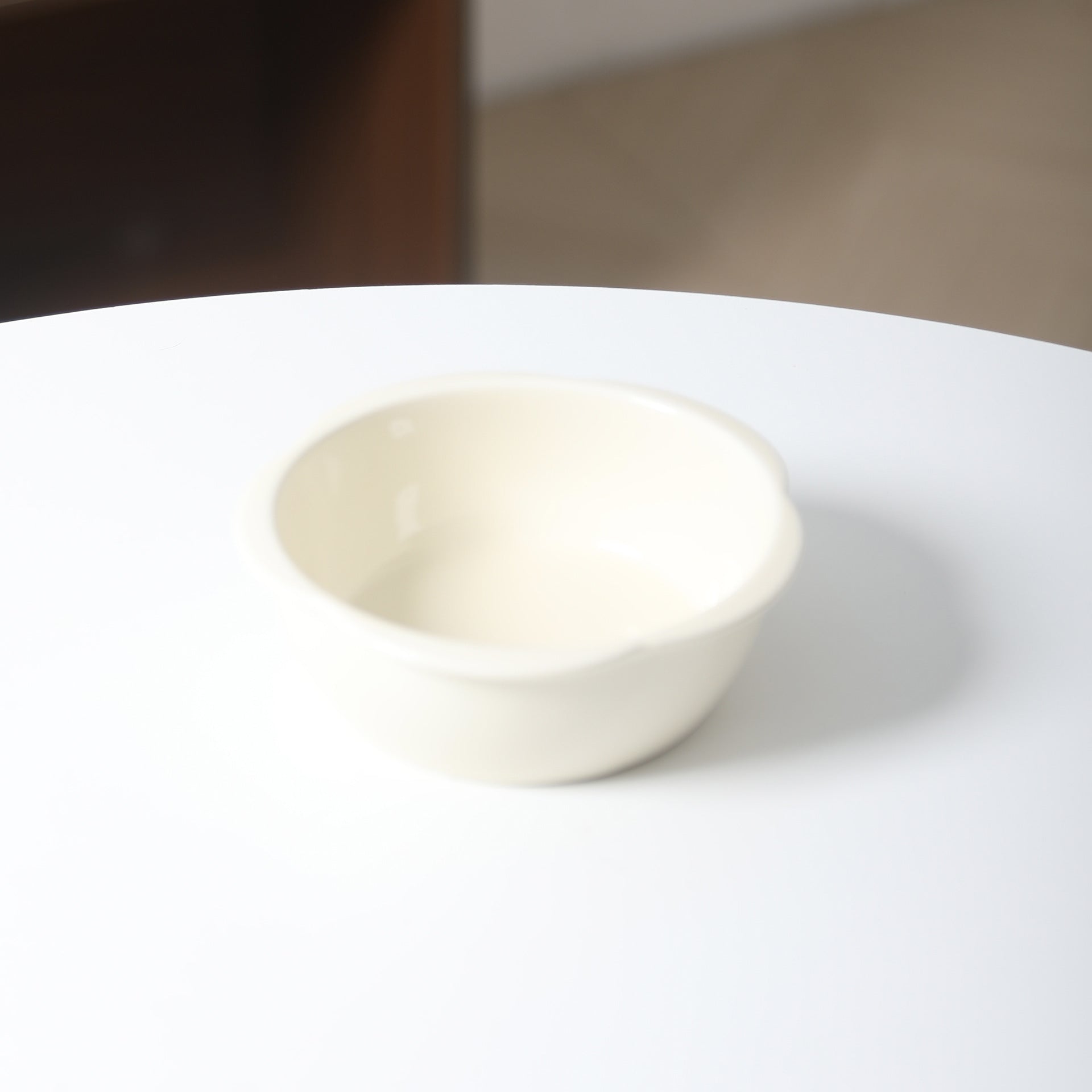 Elevated Ceramic Pet Bowl Set with Acrylic Stand – Slow Feeder Design for Cats & Small Dogs