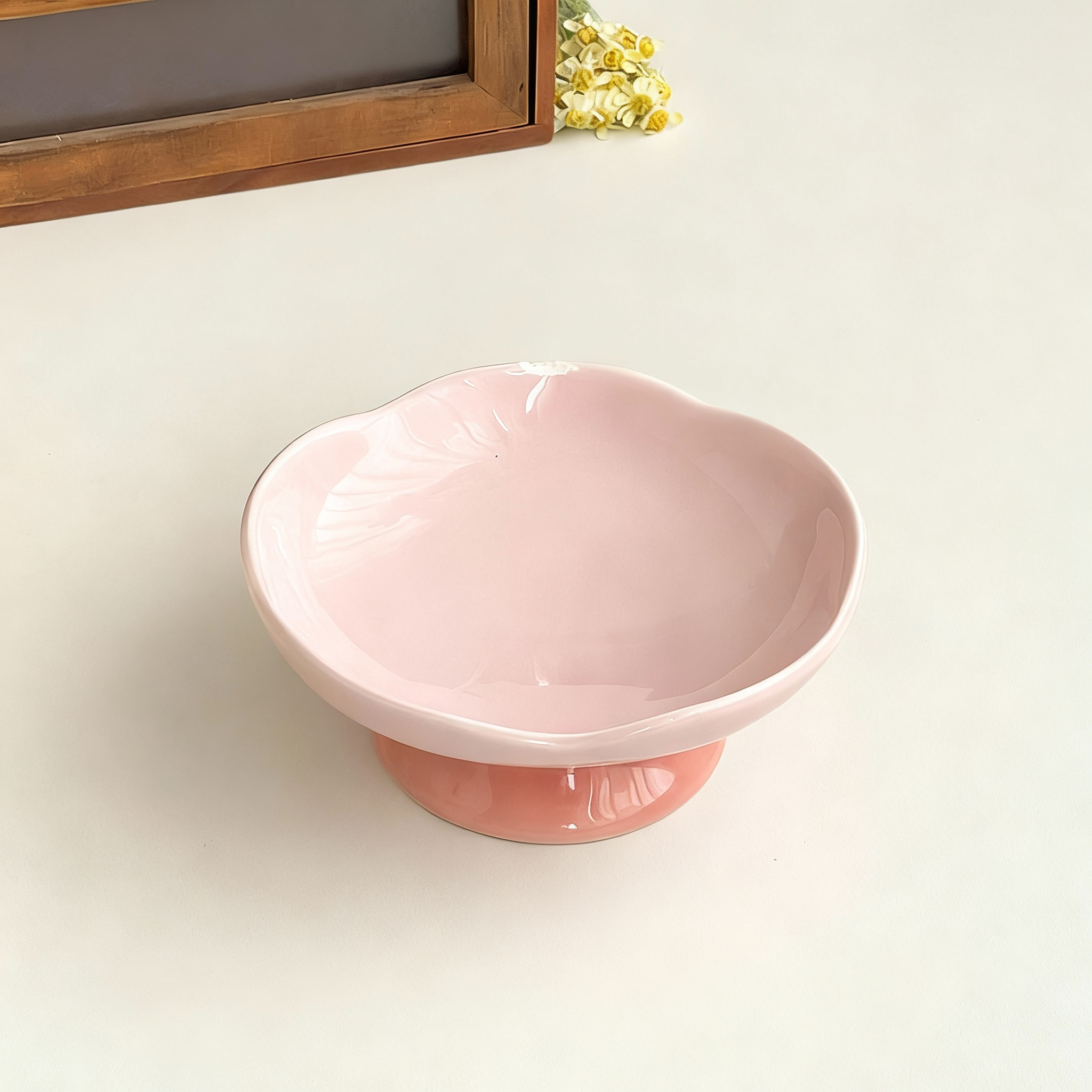 Elevated Wide Ceramic Pet Bowl – 250ml Raised Bowl for Cats & Small Dogs
